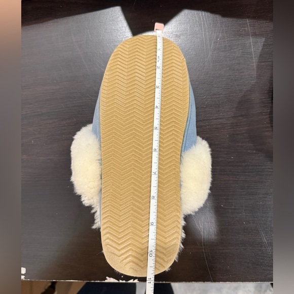 Sherpa Blue White Cozy Slippers - Picture 7 of 7